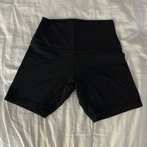 Lululemon Biker Shorts black size 6